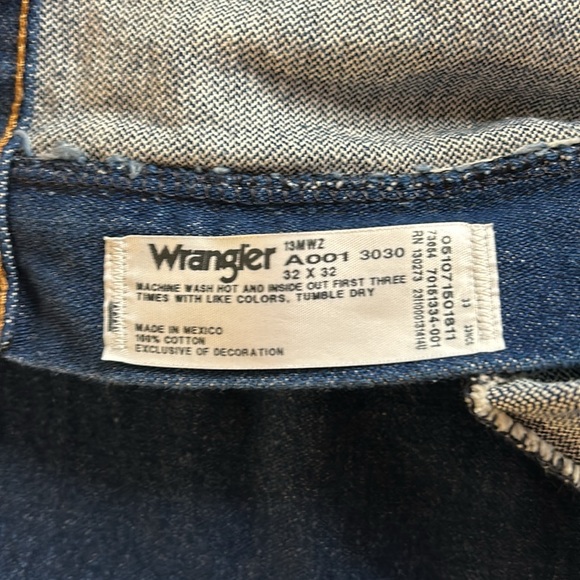 Wrangler 13MWZ Cowboy Cut Dark Wash Western Cowboy Denim Jeans. Size 32x32 - Picture 6 of 10